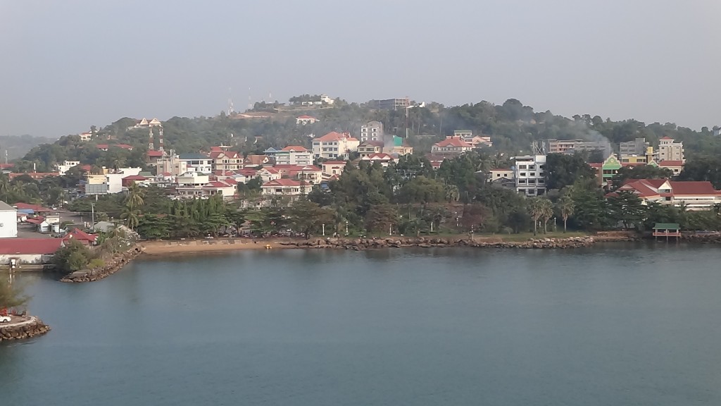 Vista do porto de Sihanoukville